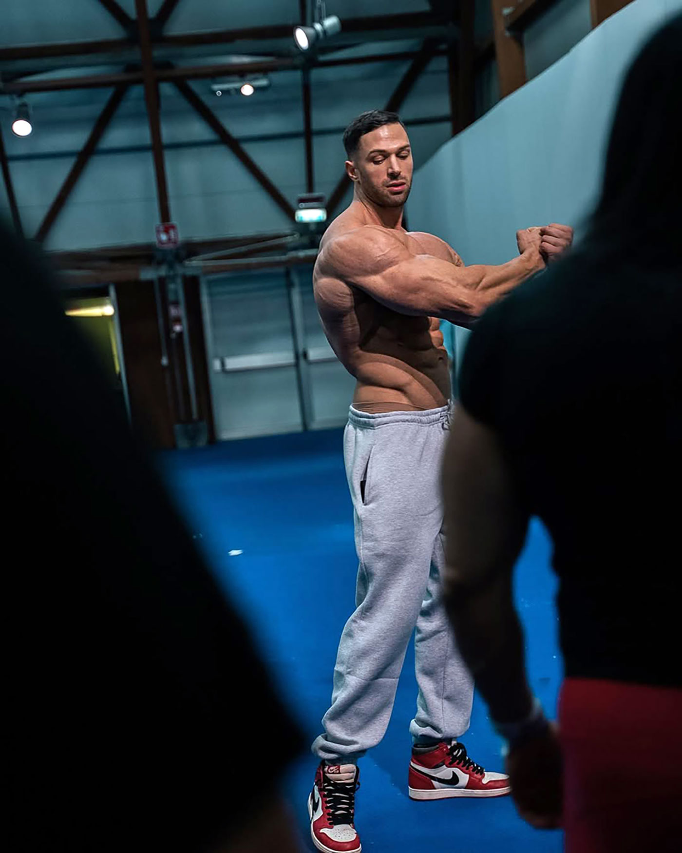 Friday Flex: Posing in Prague